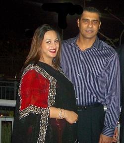 Pakistani Cricketers With Their Gorgeous Wives- Grilfriend
